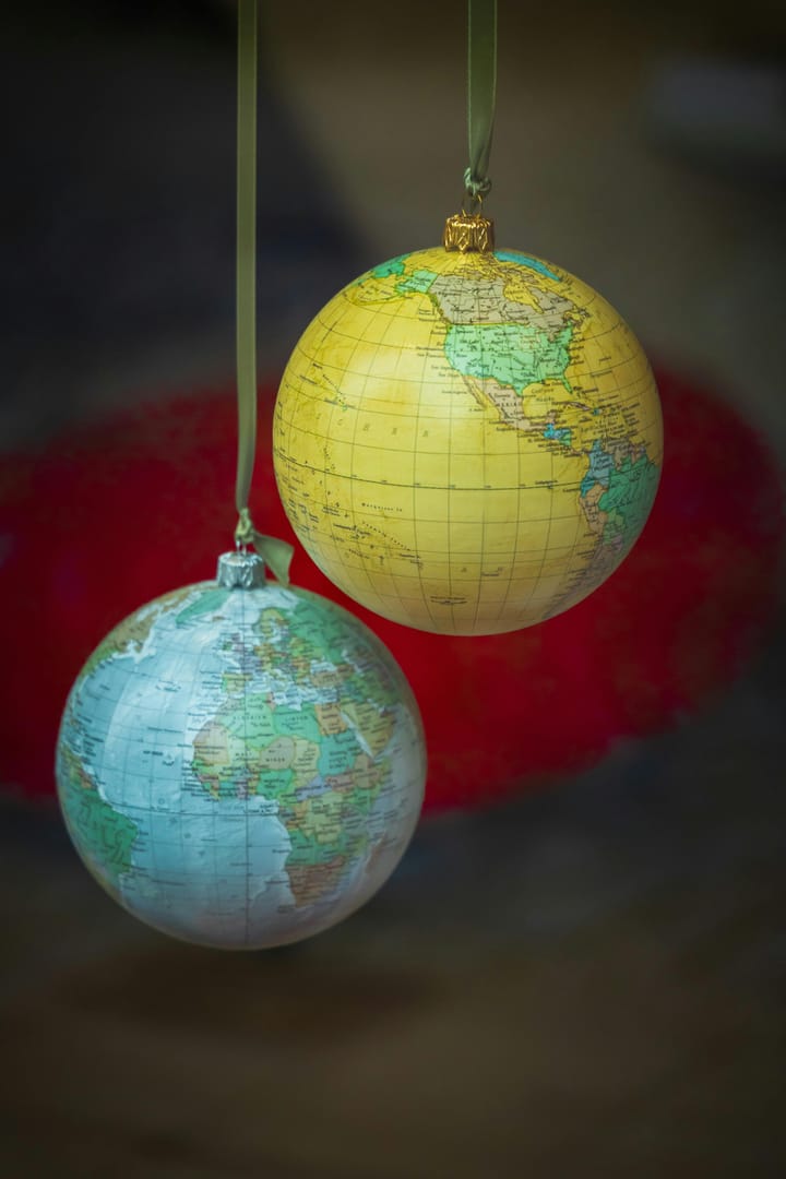 The Decoupling Dilemma: U.S.-China Economic Separation and Its Global Implications